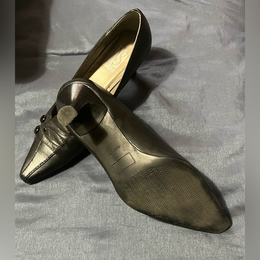 Pointed Black Leather Loafers with Button Trim